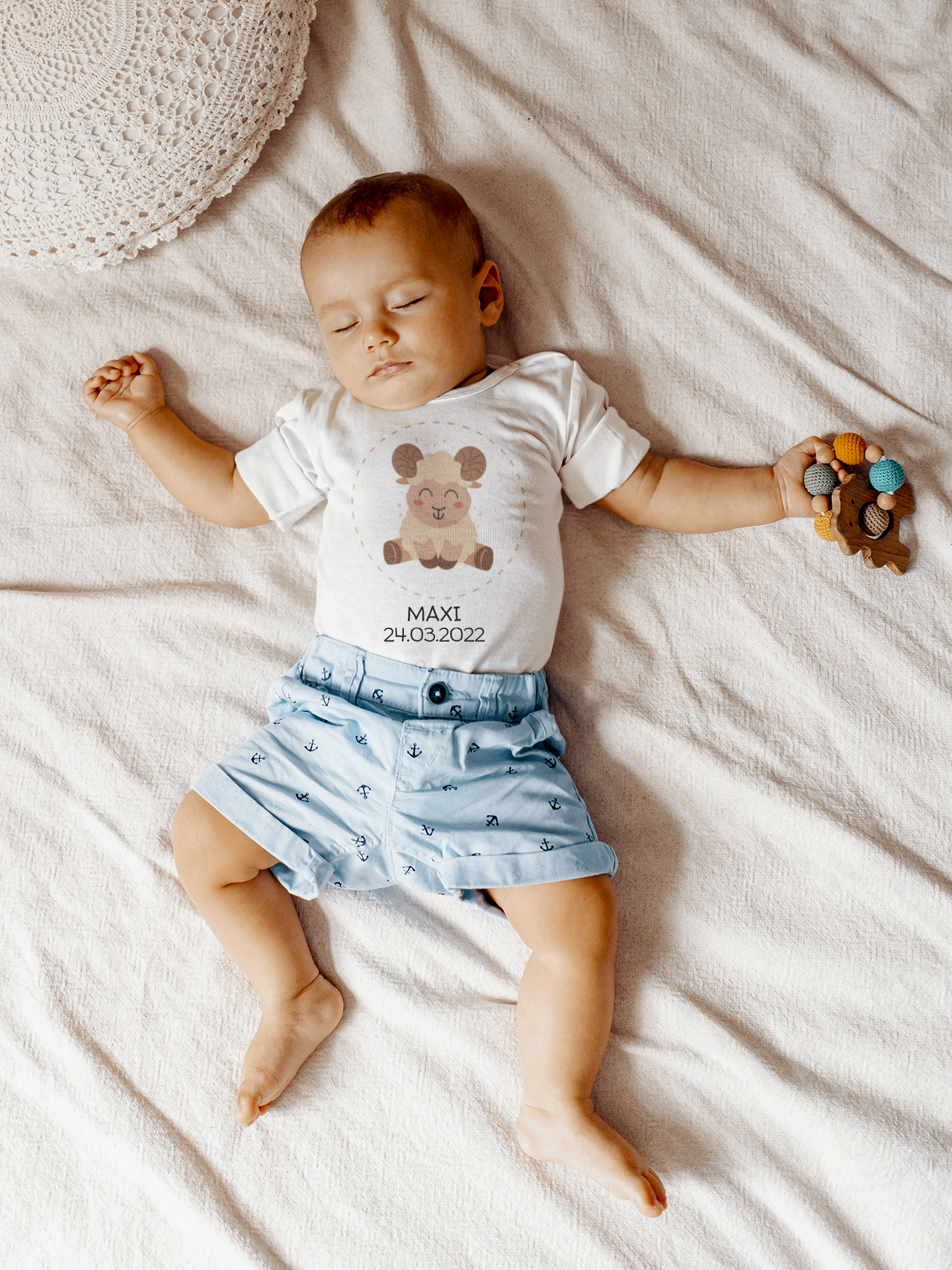mababu sternzeichen strampler als personalisierte babykleidung